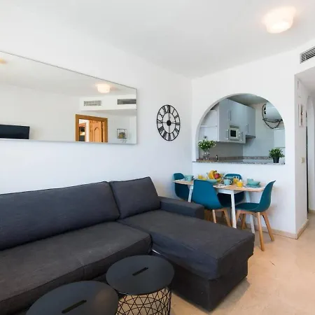 Mediterranean Beach- Higueron Front Line Apartment *