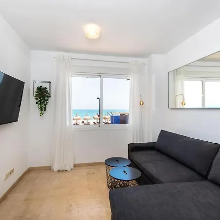 Apartment Mediterranean Beach- Higueron Front Line Fuengirola